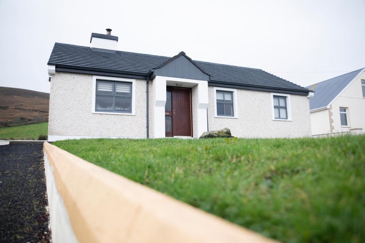 3 Bed Renovated Cottage Carramore Lake, Belmullet Ballina  Exterior photo
