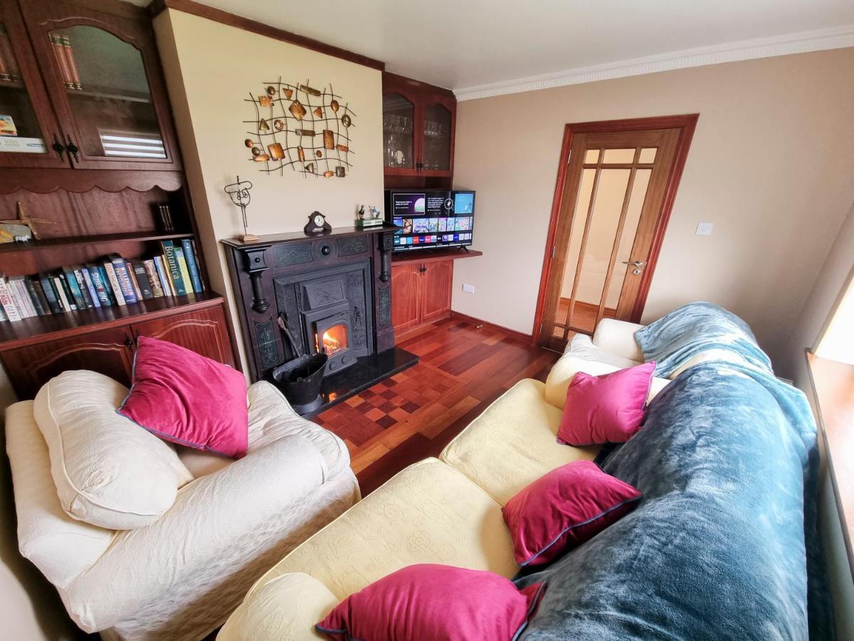 3 Bed Renovated Cottage Carramore Lake, Belmullet Ballina  Exterior photo